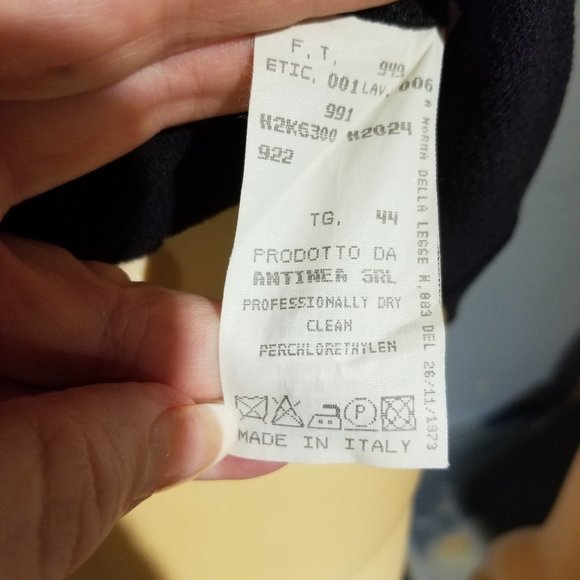 Emporio Armani black wool mini dress or tunic - Picture 9 of 9